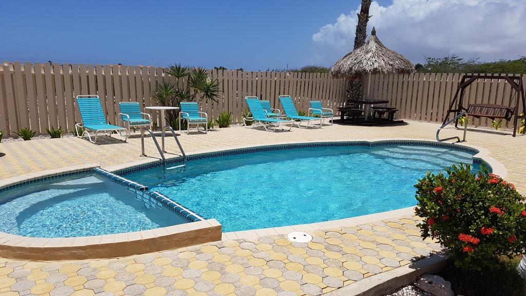 Aruba Beach Villas パームビーチ エクステリア 写真